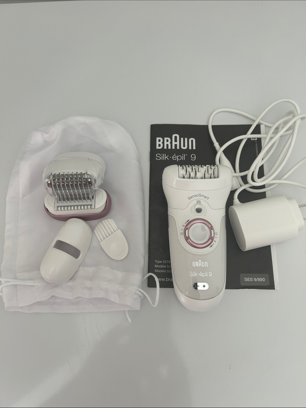 Braun Silk-épil 9 Women's White and Pink Rechargeable Epilator Kit